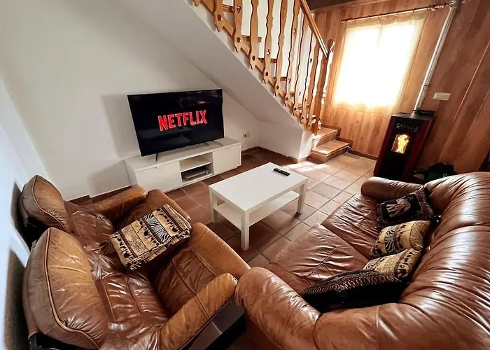 Apartamento, Ideal Grupos, Aparcamiento En La Puerta Y Con Impresionantes Vistas